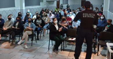 Imparte Policía Cibernética pláticas de ciberseguridad a padres y maestros Imparte Policía Cibernética pláticas de ciberseguridad a padres y maestros