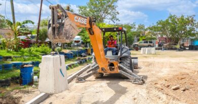Construye Gobierno de Carlos Peña Ortiz cancha de futbol en Jarachina Sur Construye Gobierno de Carlos Peña Ortiz cancha de futbol en Jarachina Sur