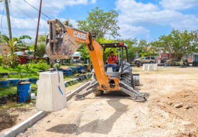 Construye Gobierno de Carlos Peña Ortiz cancha de futbol en Jarachina Sur