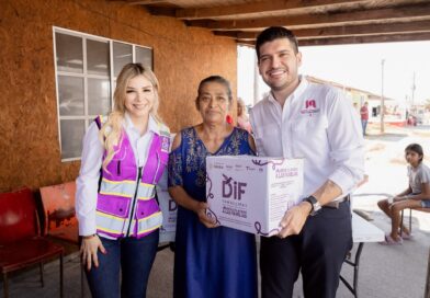 Entregan Gobierno de Matamoros y DIF municipal despensas y útiles escolares en la Playa Bagdad