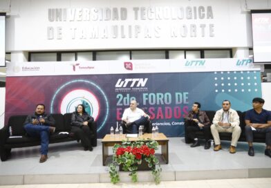 Comparten egresados experiencias profesionales con estudiantes de la UTTN Comparten egresados experiencias profesionales con estudiantes de la UTTN