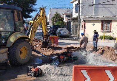 Concluyó COMAPA fuga de agua potable en colonia Santa Cecilia Concluyó COMAPA fuga de agua potable en colonia Santa Cecilia