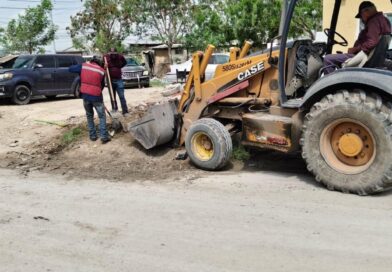 Mejora Gobierno de Reynosa a Paseo De las Flores con labor de limpieza Mejora Gobierno de Reynosa a Paseo De las Flores con labor de limpieza
