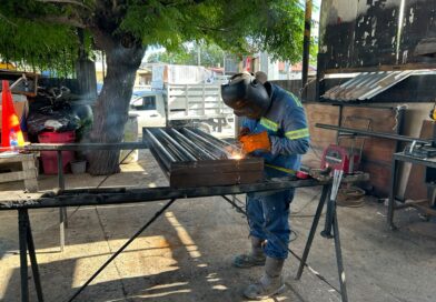 Realiza Gobierno de Carlos Peña Ortiz desde fabricación hasta colocación de rejillas pluviales Realiza Gobierno de Carlos Peña Ortiz desde fabricación hasta colocación de rejillas pluviales