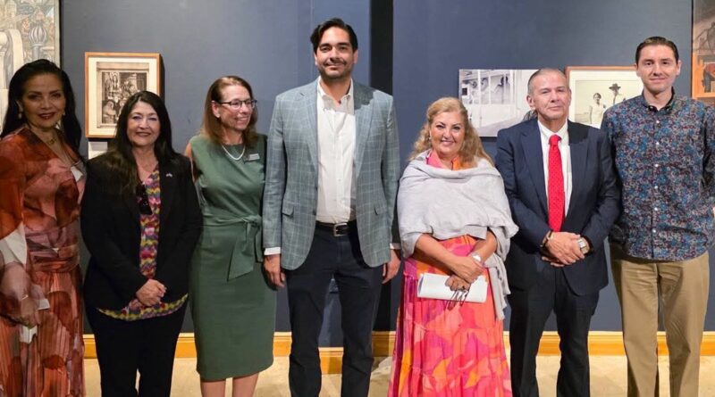 Asistió Carlos Peña Ortiz a exposición de Diego Rivera en el IMAS