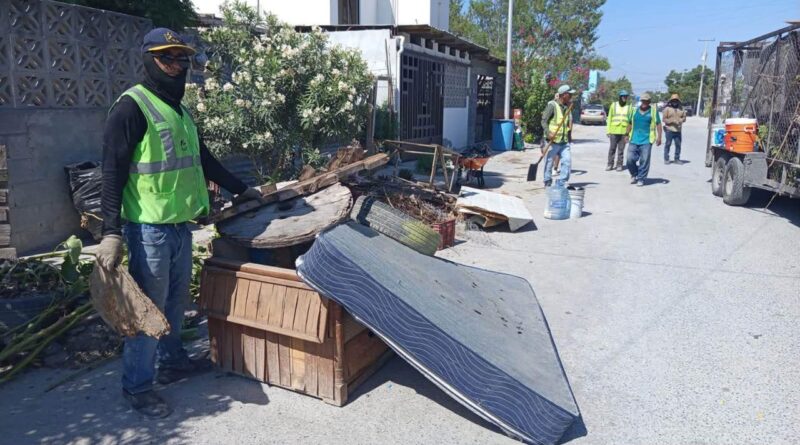 Continúa Gobierno de Carlos Peña Ortiz con limpieza y descacharre en Balcones de Alcalá Continúa Gobierno de Carlos Peña Ortiz con limpieza y descacharre en Balcones de Alcalá