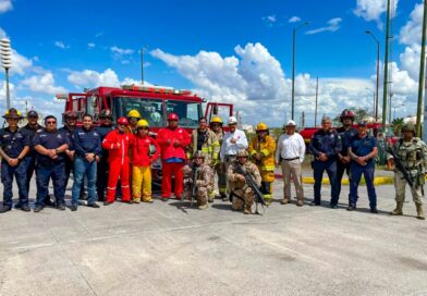 Refuerzan instituciones coordinación durante simulacro en PEMEX Refuerzan instituciones coordinación durante simulacro en PEMEX
