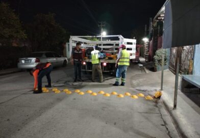 Instaló Servicios Públicos boyas de seguridad en la colonia Satélite Instaló Servicios Públicos boyas de seguridad en la colonia Satélite