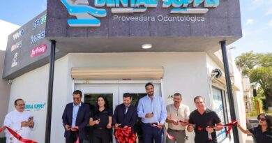 Inauguró el Alcalde Carlos Peña Ortiz nueva proveedora odontológica en Reynosa Inauguró el Alcalde Carlos Peña Ortiz nueva proveedora odontológica en Reynosa